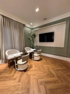 APARTAMENTO 3 SUÍTES FINAMENTE MOBILIADO COM VISTA MAR À VENDA EM ITAPEMA