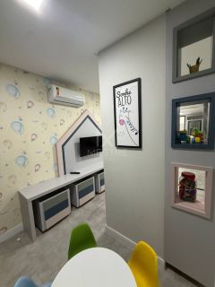 APARTAMENTO MOBILIADO E DECORADO PRÓXIMO DA PRAIA À VENDA EM PORTO BELO