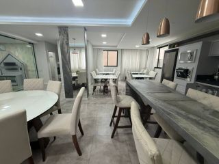 APARTAMENTO MOBILIADO E DECORADO PRÓXIMO DA PRAIA À VENDA EM PORTO BELO
