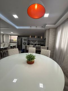 APARTAMENTO MOBILIADO E DECORADO PRÓXIMO DA PRAIA À VENDA EM PORTO BELO