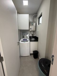 APARTAMENTO MOBILIADO E DECORADO PRÓXIMO DA PRAIA À VENDA EM PORTO BELO