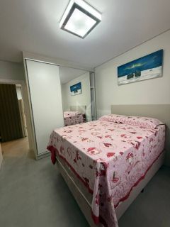 APARTAMENTO MOBILIADO E DECORADO PRÓXIMO DA PRAIA À VENDA EM PORTO BELO