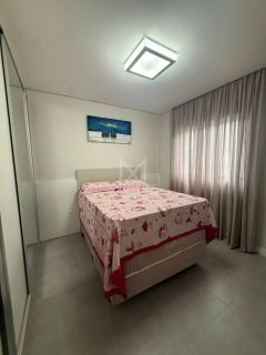 APARTAMENTO MOBILIADO E DECORADO PRÓXIMO DA PRAIA À VENDA EM PORTO BELO