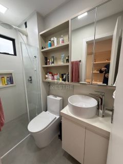 APARTAMENTO MOBILIADO E DECORADO PRÓXIMO DA PRAIA À VENDA EM PORTO BELO
