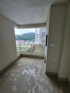 APARTAMENTO NOVO COM 02 DORMITÓRIOS À VENDA EM ITAPEMA