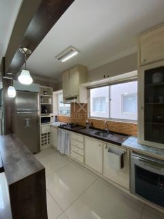 APARTAMENTO DUPLEX MOBILIADO À VENDA NO CENTRO DE ITAPEMA