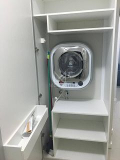 APARTAMENTO MOBILIADO À VENDA COM 02 DORM. NA MEIA PRAIA