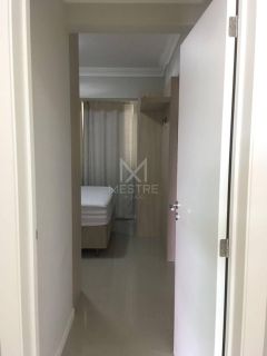 APARTAMENTO MOBILIADO À VENDA COM 02 DORM. NA MEIA PRAIA