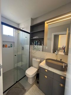 APARTAMENTO DE ALTO PADRÃO À VENDA NO CENTRO DE ITAPEMA