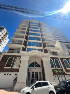 APARTAMENTO DE ALTO PADRÃO À VENDA NO CENTRO DE ITAPEMA