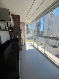 APARTAMENTO DE ALTO PADRÃO À VENDA NO CENTRO DE ITAPEMA