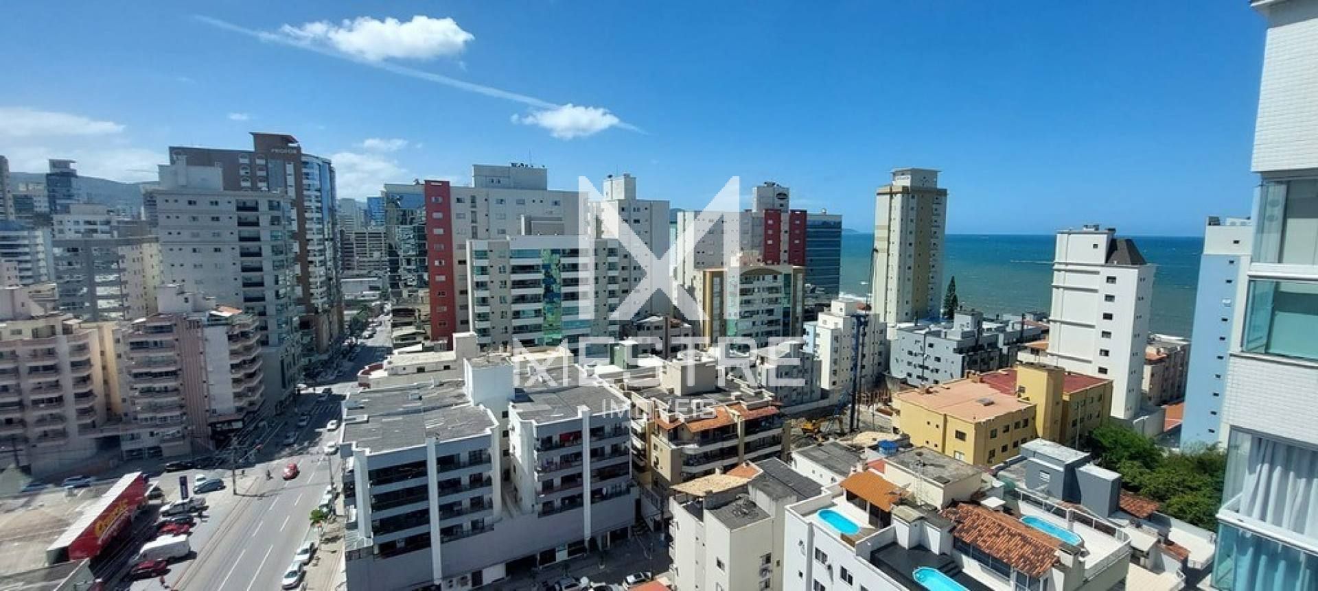 APARTAMENTO COM 03 SUÍTES E VISTA MAR NA MEIA PRAIA
