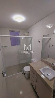 APARTAMENTO COM 03 SUÍTES E VISTA MAR NA MEIA PRAIA