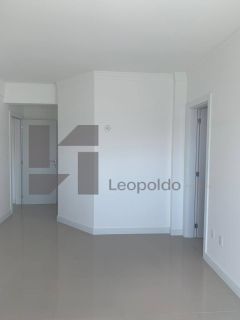 Residencial New Palace Itapema  Meia Praia