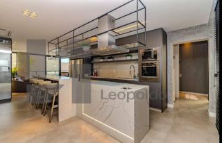 Mansão Balneario Camboriu em Condominio de Alto Padrão