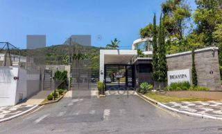 Mansão Balneario Camboriu em Condominio de Alto Padrão