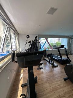 Tres suites gigante 4 vagas no coração da Meia Praia perto de tudo