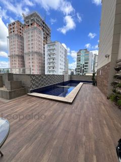 Tres suites gigante 4 vagas no coração da Meia Praia perto de tudo