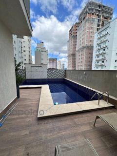 Tres suites gigante 4 vagas no coração da Meia Praia perto de tudo