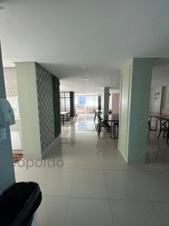 Tres suites gigante 4 vagas no coração da Meia Praia perto de tudo