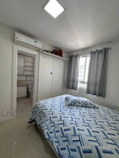 Tres suites gigante 4 vagas no coração da Meia Praia perto de tudo