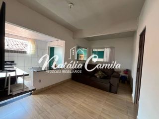 CASA DISPONÍVEL