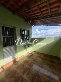 CASA NO SALGADO FILHO