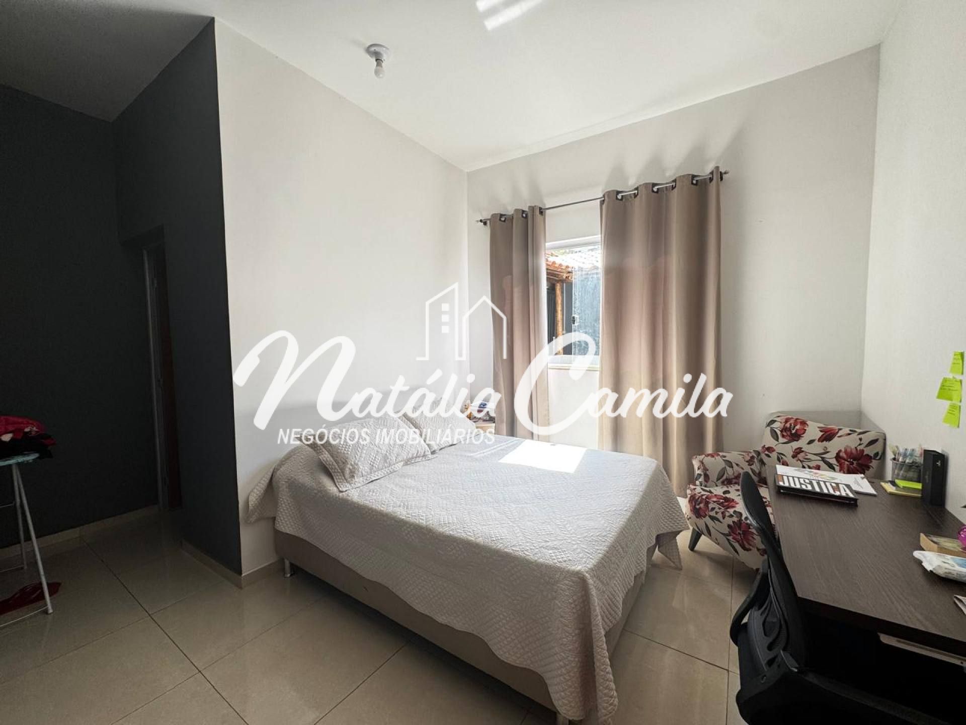 CASA NO BAIRRO BARROCA