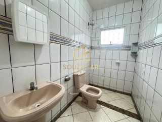 CASA NO BAIRRO PLANALTO