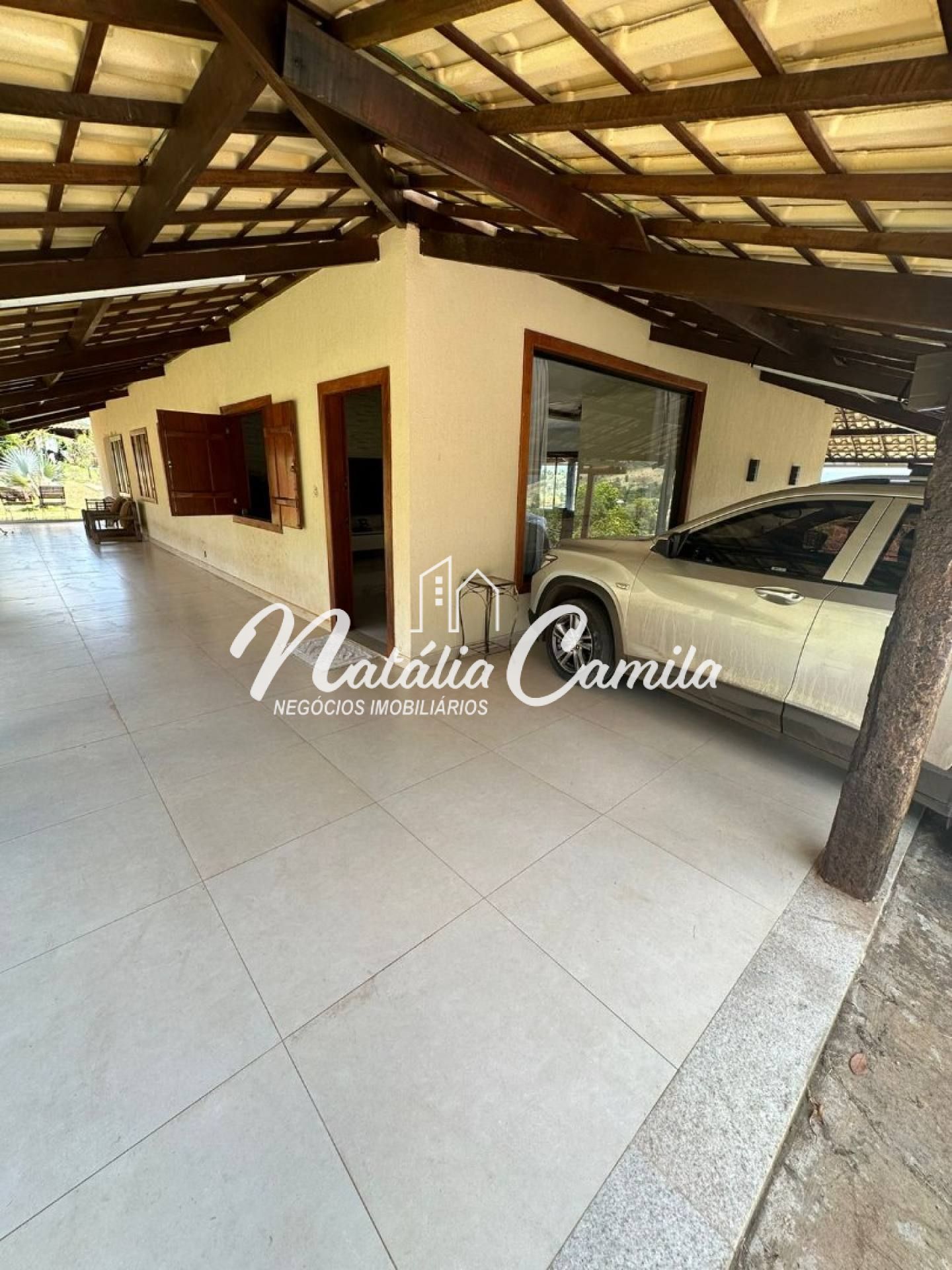 CASA NO CONDOMÍNIO QUINTAS DO RIO MANSO