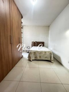CASA NO BAIRRO PINHEIROS
