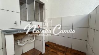 CASA EM MELO FRANCO