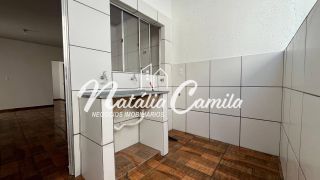 CASA EM MELO FRANCO