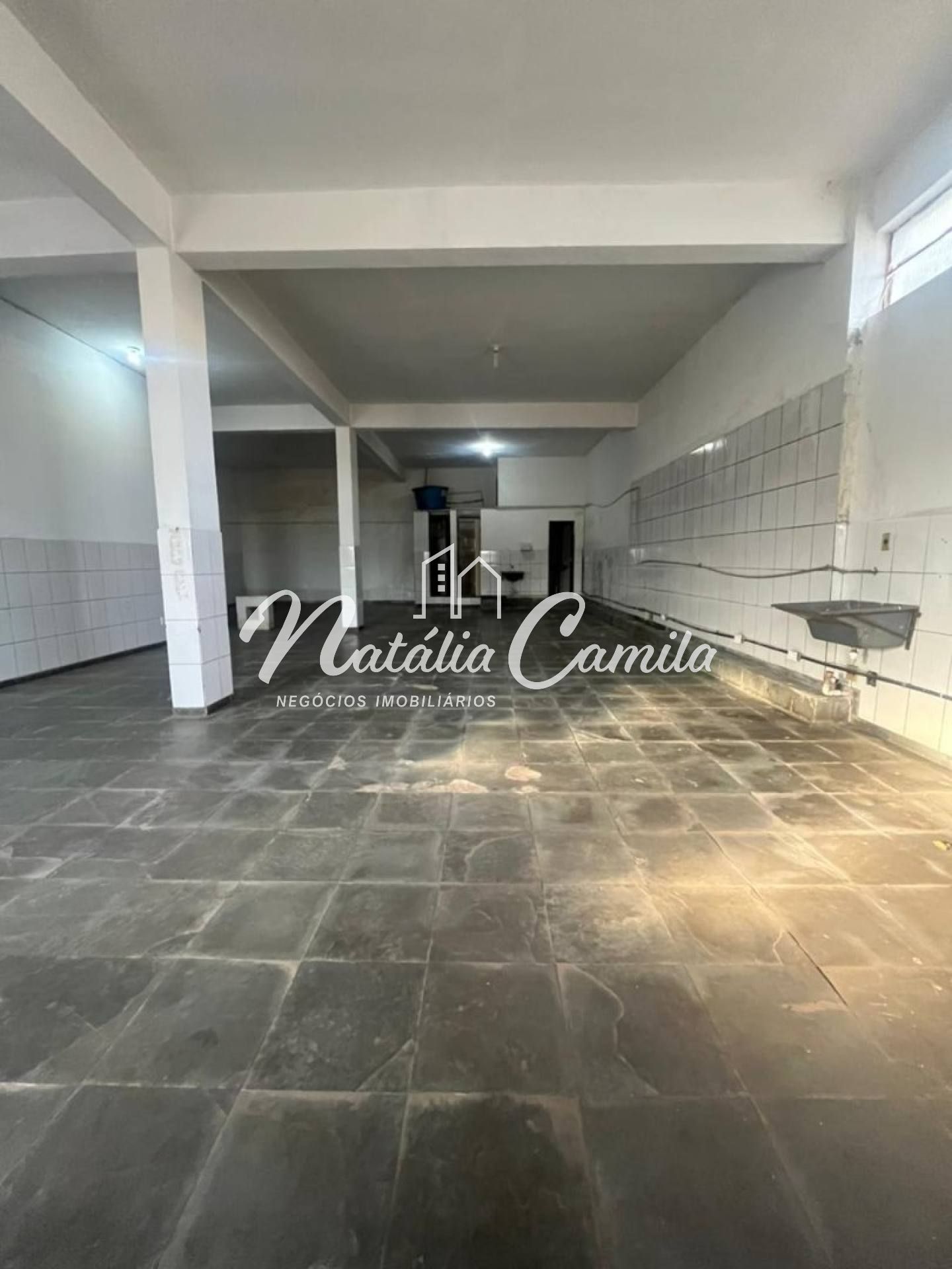 SALA COMERCIAL NO CENTRO