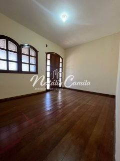 CASA AMPLA NA REGIÃO CENTRAL