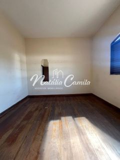 CASA AMPLA NA REGIÃO CENTRAL