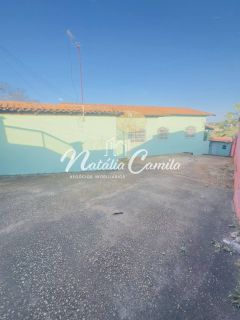 CASA PARA LOCAÇÃO NO CARMO
