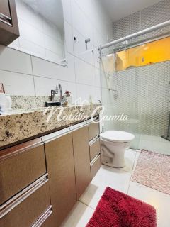 Excelente Casa a Venda