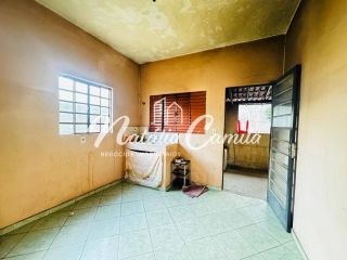 VENDE-SE CASA EM LOTE COM 360,00m2