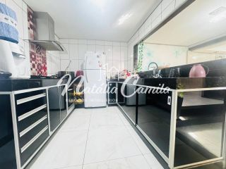 Vende-se Excelente Casa Completa