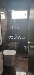 Linda Casa Com Excelente Acabamento Interno