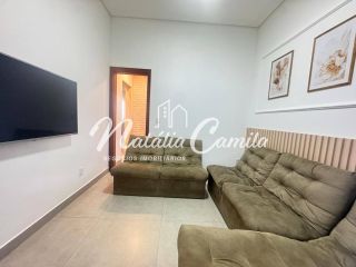 Linda Casa a venda e locação em Casa Branca