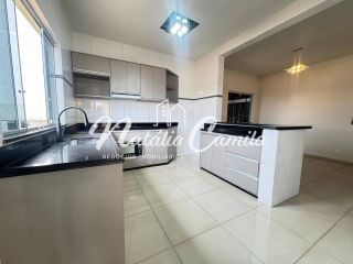 Excelente Casa a Venda no Planalto