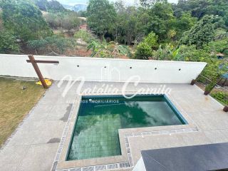 Excelente casa a Venda Dentro de Condomínio Fechado.