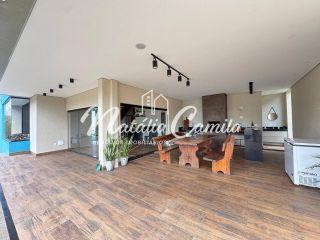 Excelente casa a Venda Dentro de Condomínio Fechado.