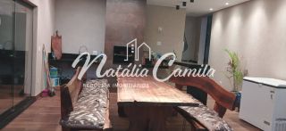 Excelente casa a Venda Dentro de Condomínio Fechado.