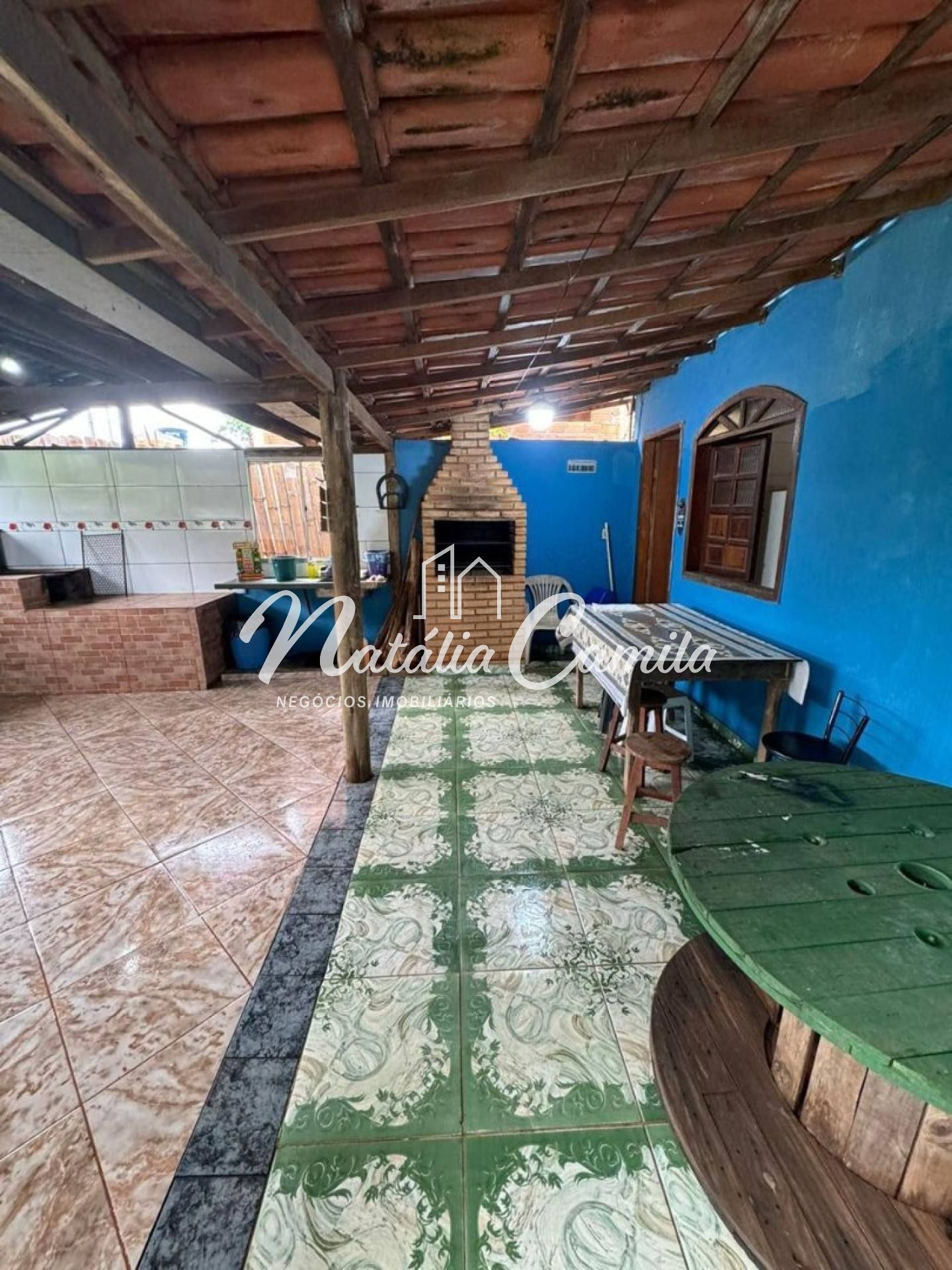 CASA EM CÓRREGO DE ALMAS/ARANHA