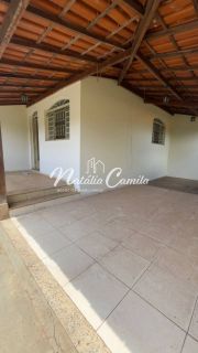 Excelente casa para Venda com Ótima localização!!!