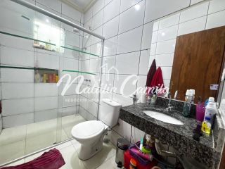 Casa à Venda no bairro Sol Nascente