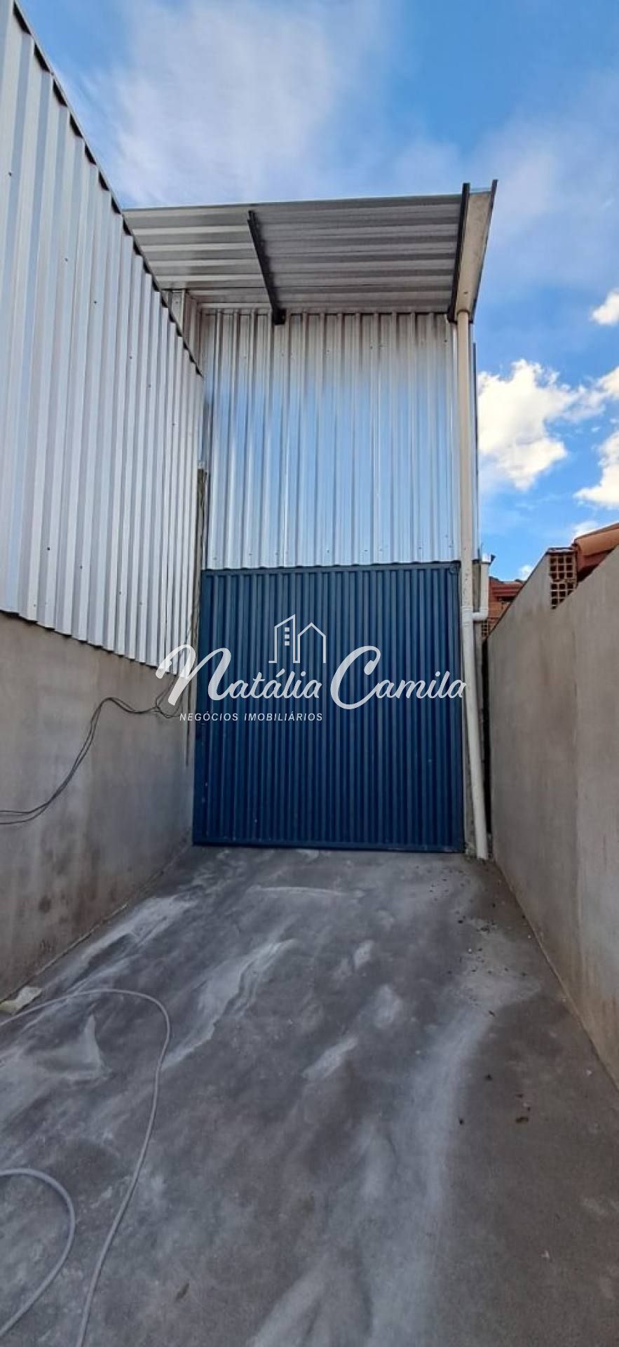 Aluga-se Galpão no Bairro Salgado Filho.